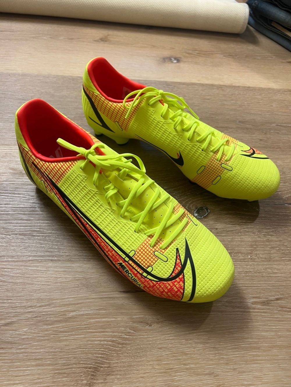 Nike Mecurial Vapor Pro FG Soccer Cleats